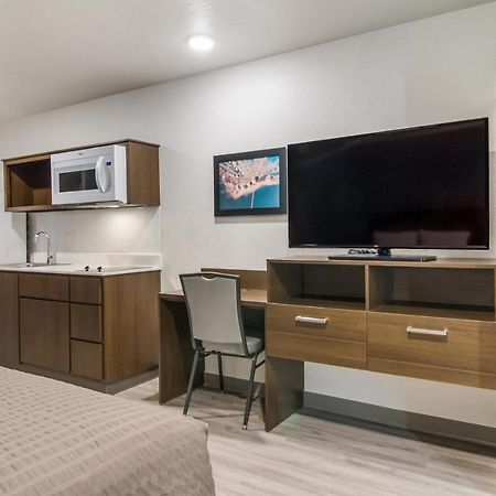 Woodspring Suites East Lansing - University Area Εξωτερικό φωτογραφία