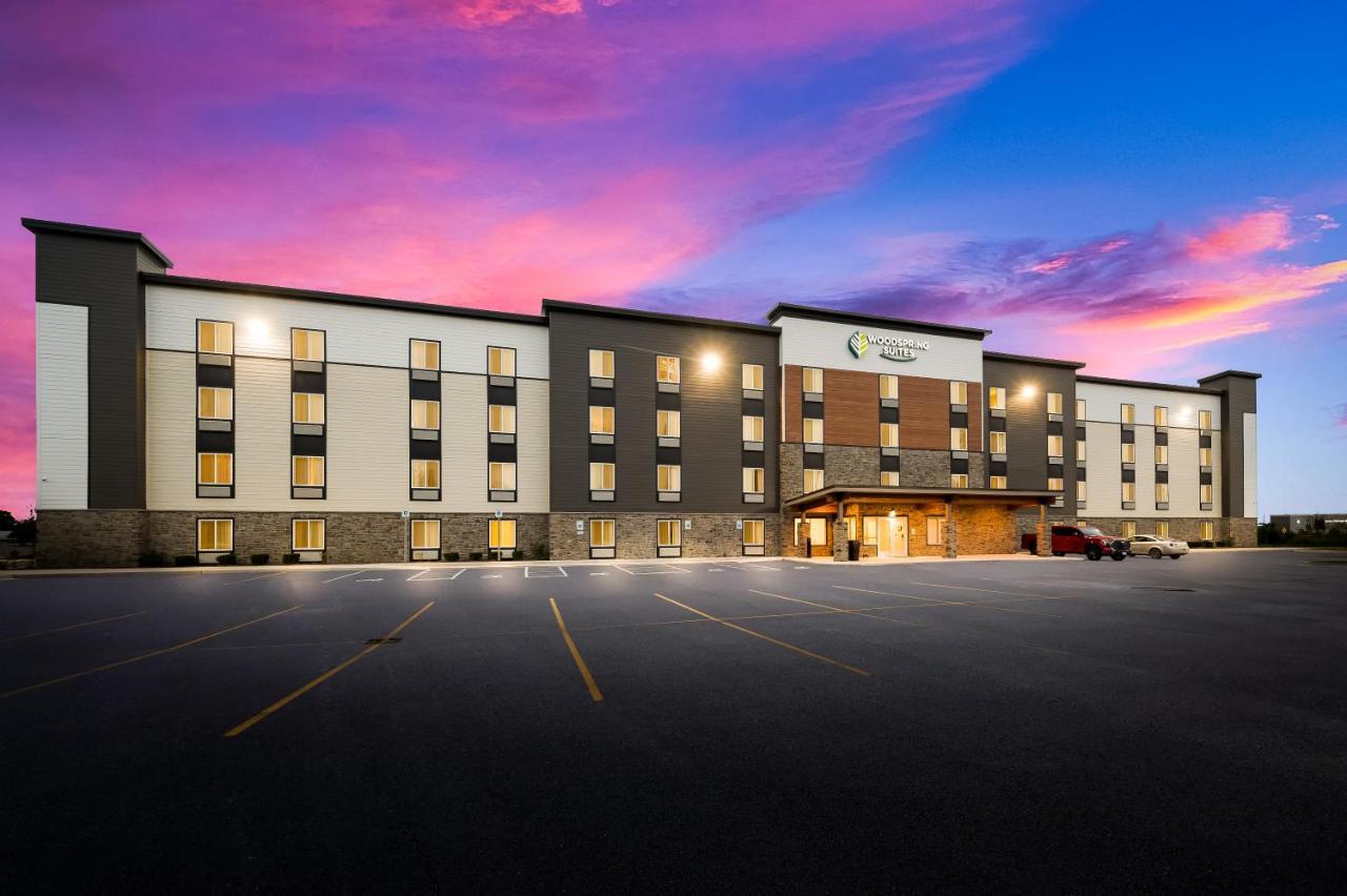 Woodspring Suites East Lansing - University Area Εξωτερικό φωτογραφία